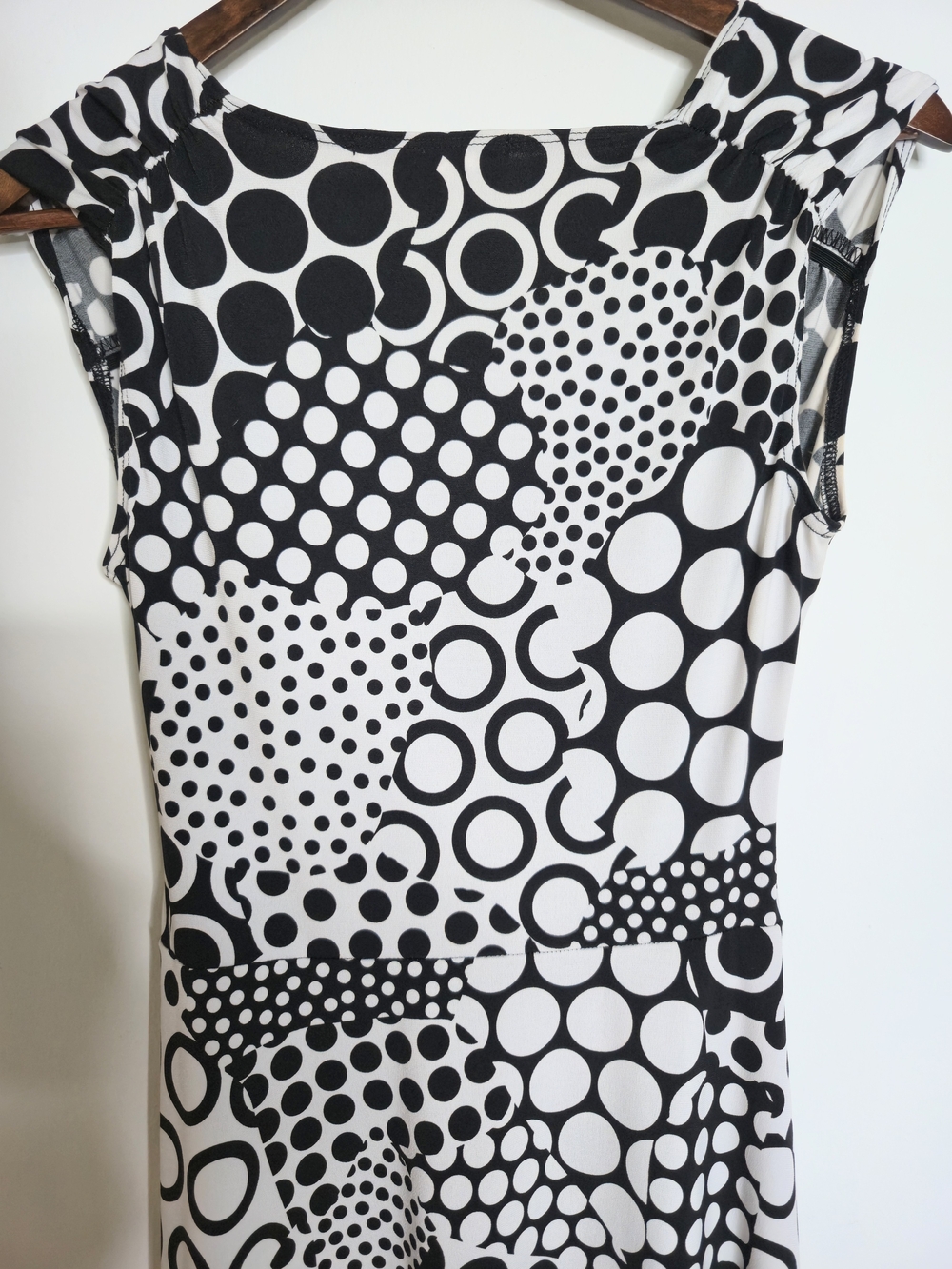 La Belle Black & White Geometric Polka Dot Faux Wrap Lightweight Dress Size M - Picture 4 of 10